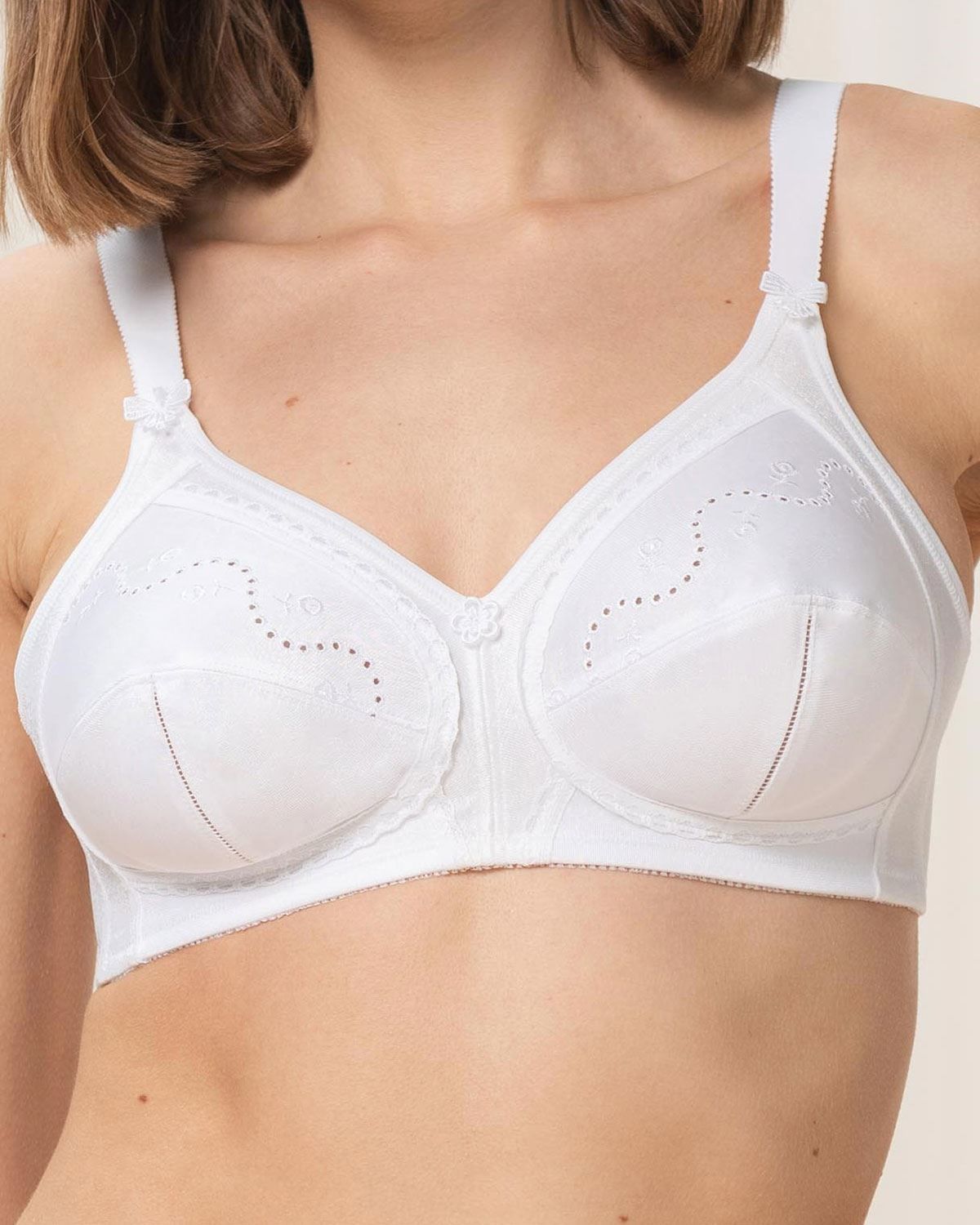 Doreen Cotton Bra Triumph Available in White/Skintone