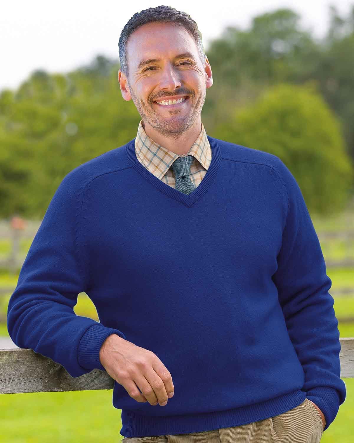 Lambswool V Neck Sweaters Mens