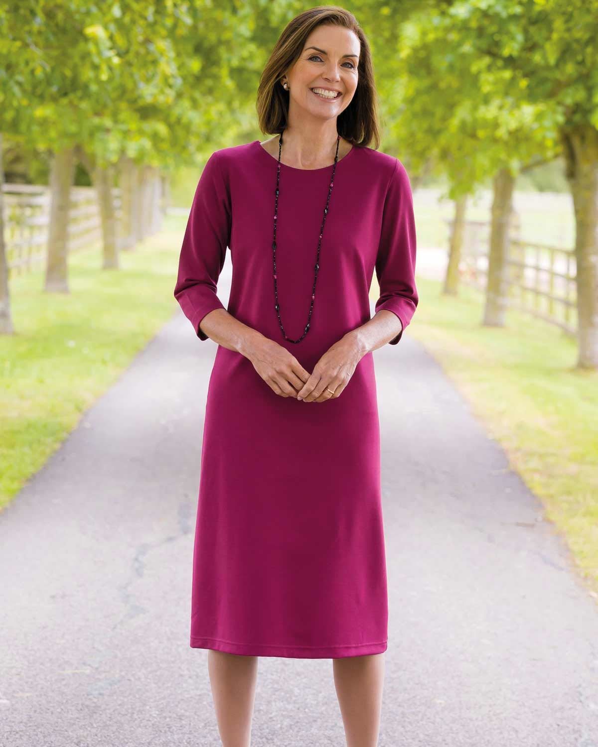 Ladies Belle Dress. In a Navy or Raspberry. Sizes 10-24