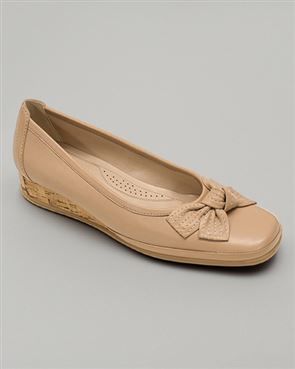 Van Dal Barbados II Shoe