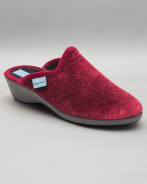 Lunar Sylvie Slip On Ladies Slipper - Burgundy