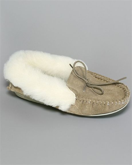 Sheepskin Moccasin