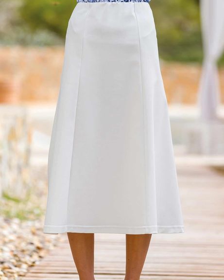 Easycare Pull On Skirt - White