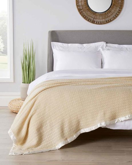 Pure Wool Satin Bound Cellular Blankets - Cream