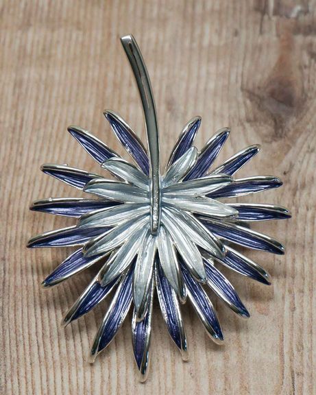 Elora Silver Effect Enamel Magnetic Brooch