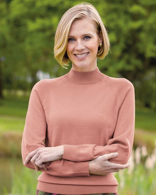 Merino Wool Mallow Turtle Neck Sweater